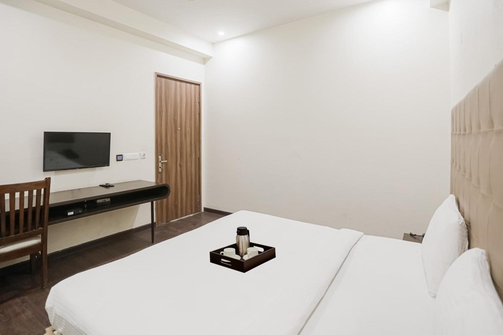 Townhouse The Amv Hotel Gurgaon Eksteriør billede
