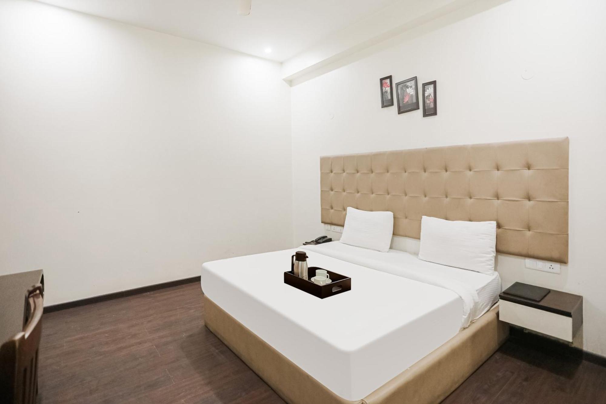 Townhouse The Amv Hotel Gurgaon Eksteriør billede